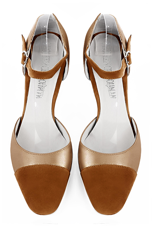 Caramel brown women's open side shoes, with an instep strap. Round toe. High slim heel. Top view - Florence KOOIJMAN